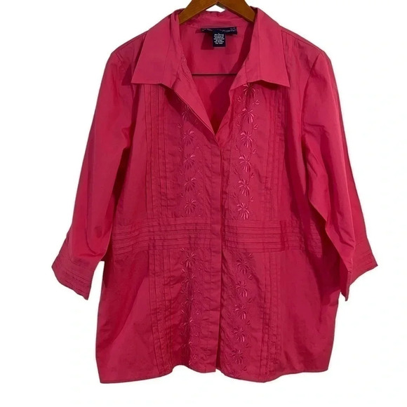 Susan Graver Blouse Large Pink Button Up Pleated Flower Embroidered 3/4 Sleeves - Picture 1 of 10